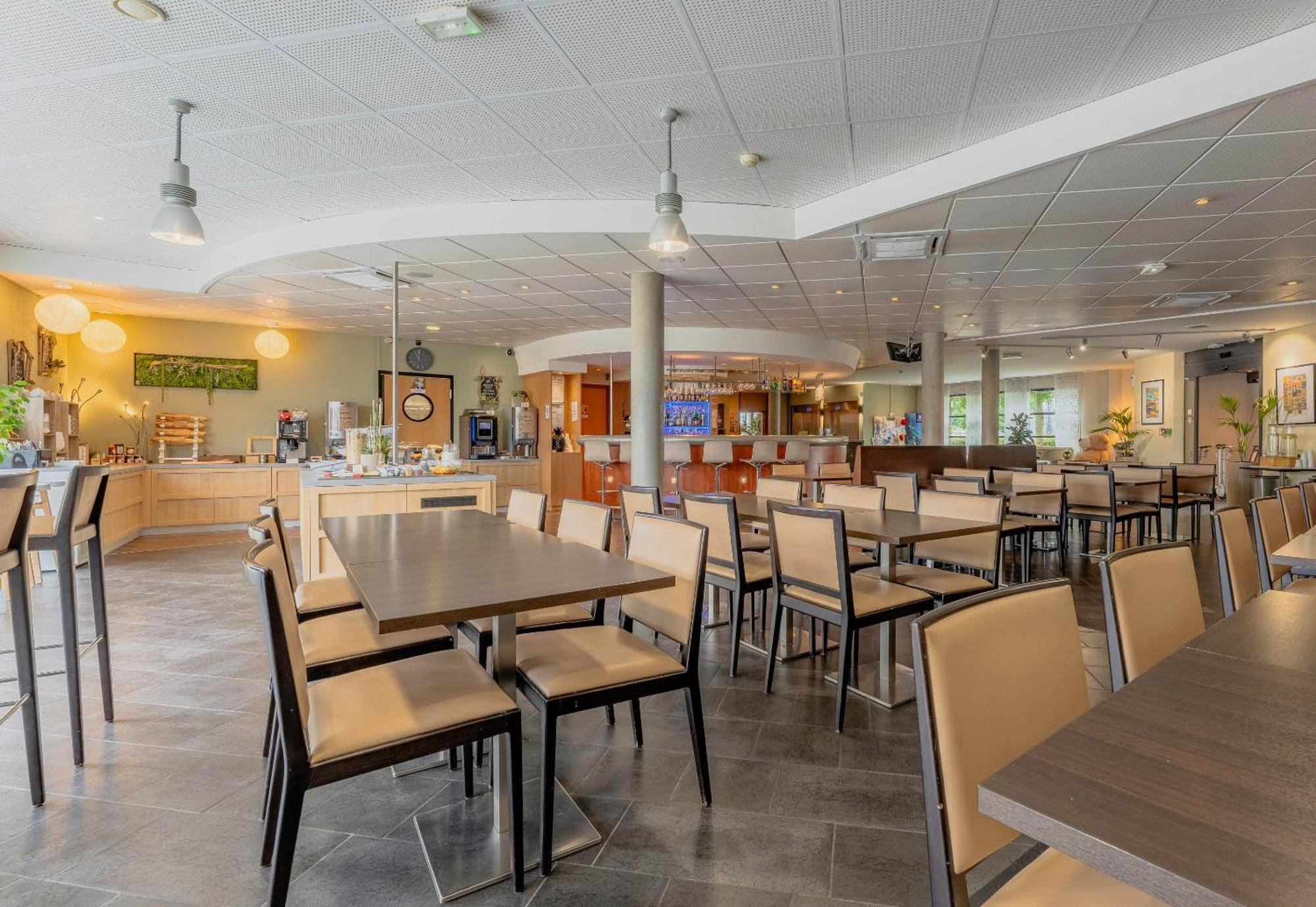 B&B Hotel Calais Terminal Cite Europe 4 Etoiles Coquelles Buitenkant foto