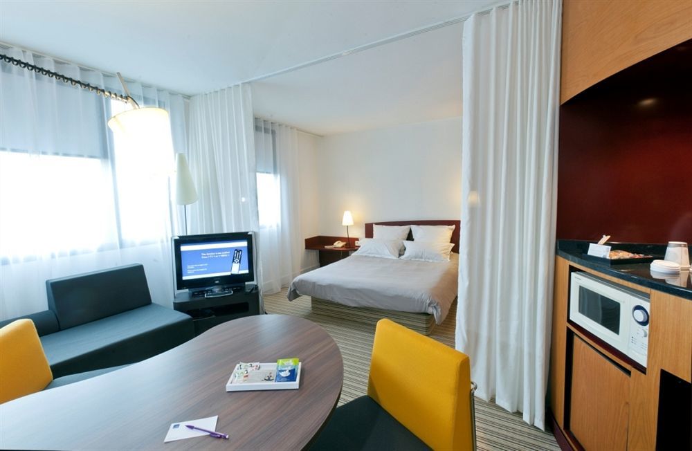 B&B Hotel Calais Terminal Cite Europe 4 Etoiles Coquelles Buitenkant foto